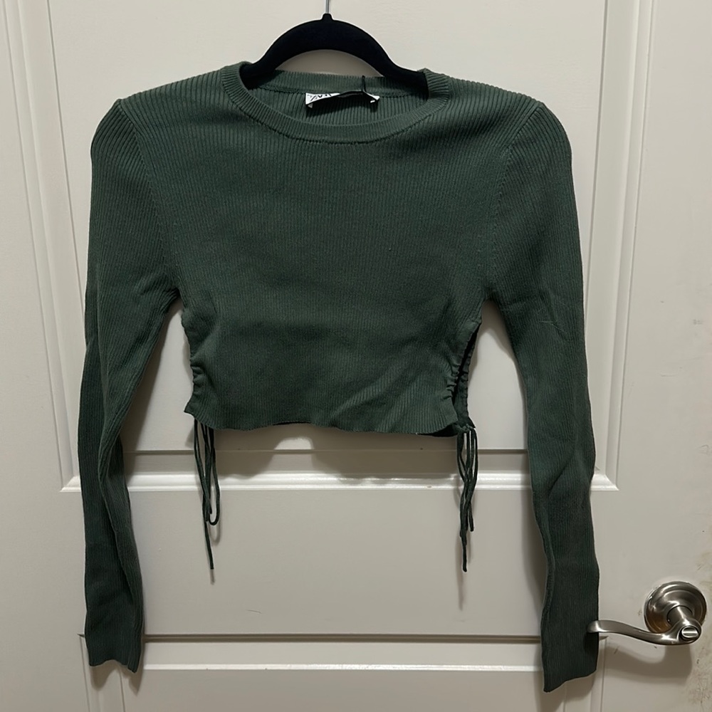 Zara cropped sweater with side keyhole ties